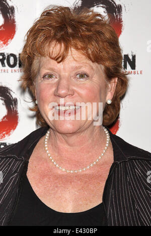 Oberon Theater Ensemble Hommage an Austin Pendleton, gehalten am Players Club - Ankünfte.  Mitwirkende: Becky Ann Baker wo: New York, New York, Vereinigte Staaten von Amerika bei: 13. Januar 2014 Stockfoto