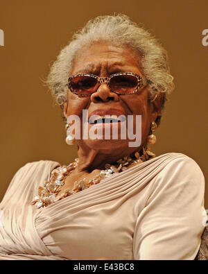 Maya Angelou spricht in Gemeinde b ' nai Israel Featuring: Maya Angelou wo: Boca Raton, Florida, USA bei: 16. Januar 2014 Stockfoto