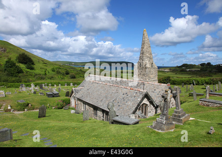 St. Enedoc Kirche und Friedhof Stockfoto