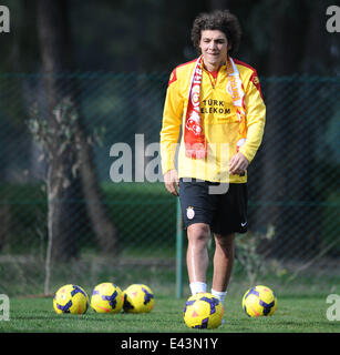 Galatasaray Neuverpflichtungen Salih Dursun, Umut Gundogan und Izet Hajrovic posieren für Fotografen mit Antalya: Salih Dursun wo: Antalya, Türkei: 20. Januar 2014 Stockfoto