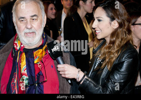 Alexandra Maurer und Melissa Khalaj aus "Joiz - Dein Social TV" interviewen Gäste Michalsky StyleNite zeigen Featuring: Udo Walz, Melissa Khalaj Where: Berlin, Deutschland bei: 17. Januar 2014 Stockfoto