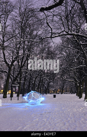 Aufgenommen an einem sehr kalten Winterabend im Hyde Park, Leeds Stockfoto