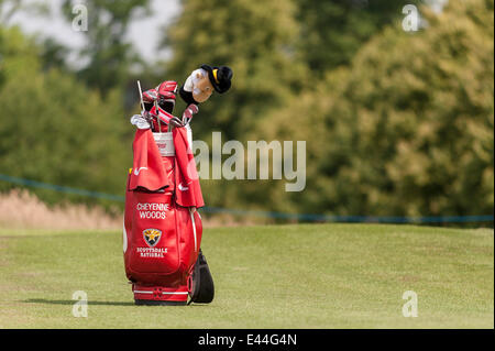 Denham, London, UK, 2. Juli 2014.  ISPS HANDA Ladies European Masters 2014 - pro-am Tag der Buckinghamshire Golf Club.  Ein Tag für Unternehmen und prominenten Partnern neben Profis vor dem main Event am folgenden Tag zu spielen.  Im Bild: der Golf-Bag von Cheyenne Woods (USA).   Bildnachweis: Stephen Chung/Alamy Live-Nachrichten Stockfoto