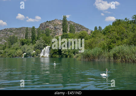 Roški Slap Wasserfall, Nationalpark Krka, Šibenik-Knin County, Dalmatien, Kroatien Stockfoto