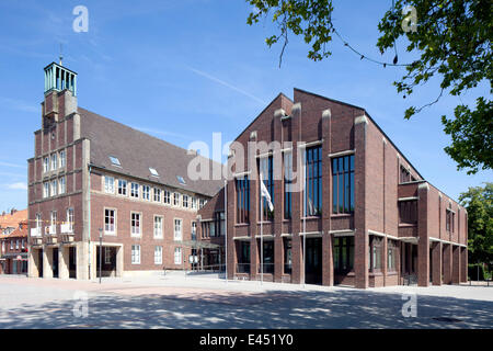 Alte und neue Rathaus, Ahaus, Münsterland, Nordrhein-Westfalen, Deutschland Stockfoto