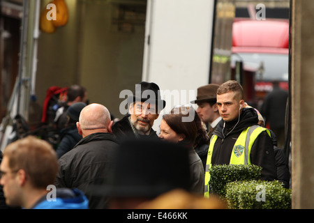 Britischer Schauspieler und ehemaliger James Bond Star, Timothy Dalton vor Ort in Dublin für die Dreharbeiten der Serie Victorian "Penny Dreadful" Stockfoto