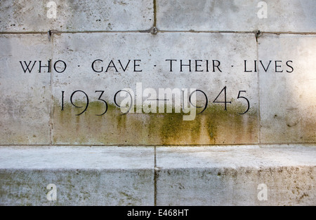 Ein Denkmal zum Gedenken an diejenigen, die ihr Leben während des zweiten Weltkriegs gab. Stockfoto