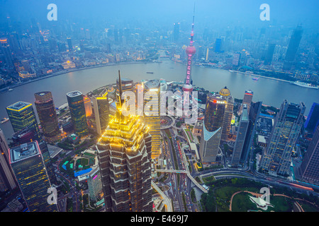 Shanghai, China Stadtansicht Luftaufnahme des Finanzviertels. Stockfoto