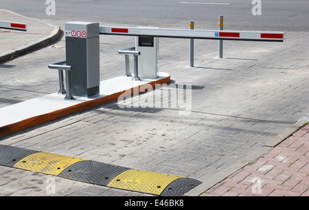 Schranke auf den Parkplatz Stockfoto