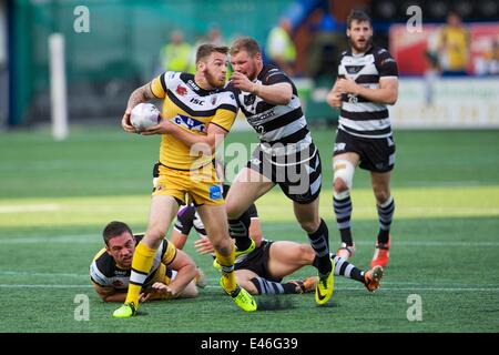 Widnes, UK. 3. Juli 2014. Erste Dienstprogramm Super Rugby League. Widnes Wikinger versus Castleford Tigers. Castleford Tigers Hooker Daryl Clark in Aktion. Bildnachweis: Aktion Plus Sport/Alamy Live-Nachrichten Stockfoto