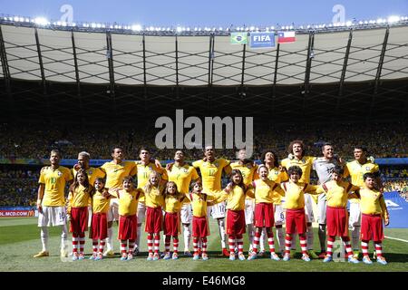 Belo Horizonte, Brasilien. 28. Juni 2014. Brasilien-Team Gruppe Line-up (BRA) Fußball: FIFA-Weltmeisterschaft Brasilien 2014 rund 16 Spiel zwischen Brasilien und Chile im Mineirão Stadion in Belo Horizonte, Brasilien. © AFLO/Alamy Live-Nachrichten Stockfoto