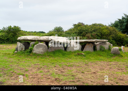 Galerie-Grab in Ile Grande in der Bretagne, Frankreich Stockfoto