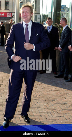 Utrecht, Niederlande. 3. Juli 2014. König Willem-Alexander der Niederlande kommt für die Eröffnung des neuen TivoliVredenburg Konzerts Gebäude in Utrecht, die Niederlande, 3. Juli 2014. Foto: RPE/Albert Nieboer S - Live News WIRE SERVICE/Dpa/Alamy Stockfoto