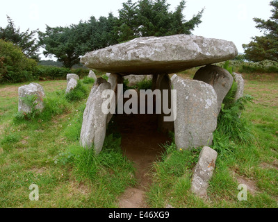 Galerie-Grab in Ile Grande in der Bretagne, Frankreich Stockfoto