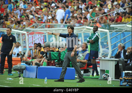 WM 2014, Salvador da Bahia, Jogi Löw Gibt Anweisungen, Deutschland gegen Portugal. Nur zur redaktionellen Verwendung. Stockfoto