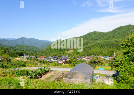 Landschaft von Achi Dorf im südlichen Nagano, Japan Stockfoto