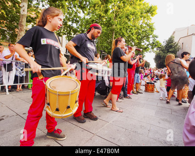 Festa Mayor de Terrassa 2013 - Katalanisch-Party mit vielen traditionellen Paraden und Shows in Terrassa, Katalonien, Spanien. Stockfoto