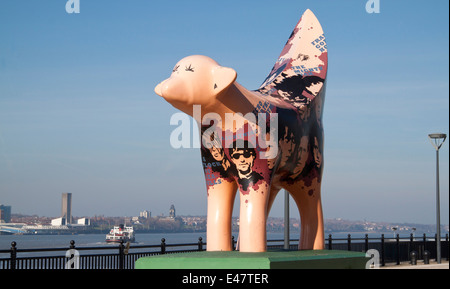 Superlambanana Skulptur vor dem Maritime Museum an der Uferpromenade in Liverpool. Stockfoto