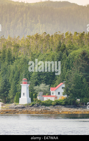 Dryade Point Leuchtturm Leuchtfeuer Signalleuchte, Bella Bella, Inside Passage, British Columbia, Kanada. Stockfoto