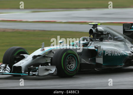 Silverstone, Northants, Großbritannien. 5. Juli 2014. Britische Formel 1 Grand Prix, Qualifikation. Nico Rosberg nimmt seinen Mercedes AMG Petronas F1 W05 Pol für Sonntag Rennen Credit: Action Plus Sport/Alamy Live News Stockfoto