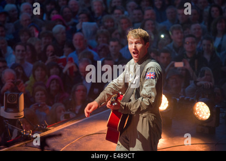 Newmarket Racecourse Abend treffen mit James Blunt Moon Landing World Tour 2014. Stockfoto