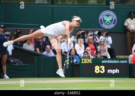 Wimbledon, London UK. 5. Juli 2014. Damen Einzel Finale match gegen Tschechische Republik Petra Kvitova bei der 2014 Wimbledon Championships in Wimbledon, Südwesten von London, am 5. Juli 2014. Eugenie Bouchard (können) Kredit: Aktion Plus Sport/Alamy Live-Nachrichten Stockfoto