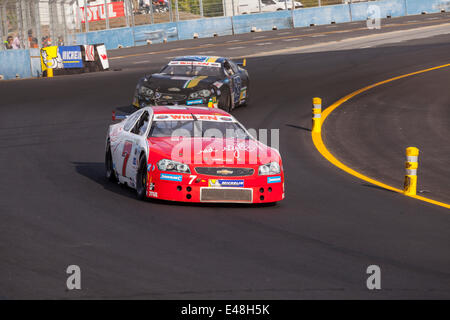 Tours, Frankreich. 5. Juli 2014. NASCAR Whelen Euroserie Rennen auf dem Speedway Tours, Tours, Frankreich. Stockfoto