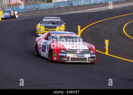 Tours, Frankreich. 5. Juli 2014. NASCAR Whelen Euroserie Rennen auf dem Speedway Tours, Tours, Frankreich. Stockfoto