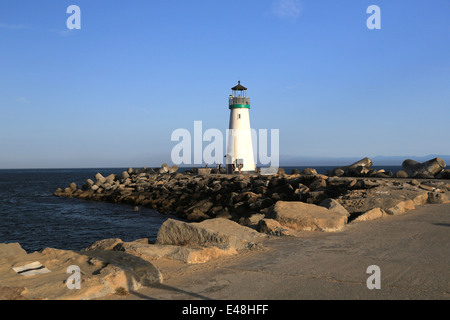 Santa Cruz Wellenbrecher Leuchtturm, bekannt als Walton Leuchtturm in Santa Cruz, Kalifornien Stockfoto