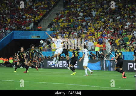 Sao Paulo, Brasilien. 26. Juni 2014. (L-R) Jan Vertonghen, Marouane Fellaini (BEL), Kim Shin-Wook (KOR), Daniel Van Buyten, Nicolas Lombaerts (BEL), Koo Ja-Cheol (KOR) Fußball: FIFA World Cup Brasilien 2014 Gruppe H match zwischen Südkorea 0-1 Belgien bei Arena de Sao Paulo in Sao Paulo, Brasilien. © Lied Seak-In/AFLO/Alamy Live-Nachrichten Stockfoto