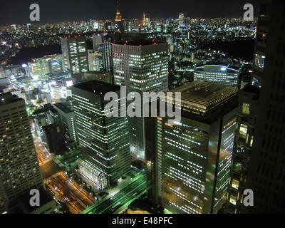 Tokio (Shinjuku-Bereich in der Nacht) Stockfoto