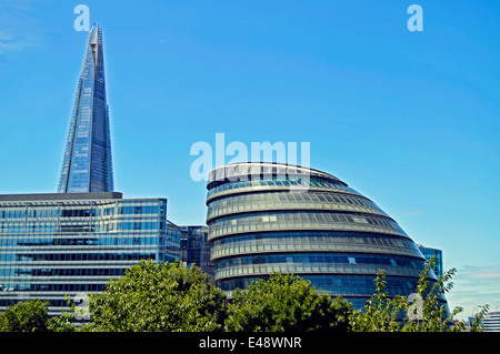 Ansicht des Rathauses zeigt die Scherbe und mehr London Riverside, Southwark, London, England, Vereinigtes Königreich Stockfoto