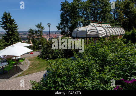 Ansicht von Prag aus Tschechien Petrin Restaurant Nebozizek Stockfoto