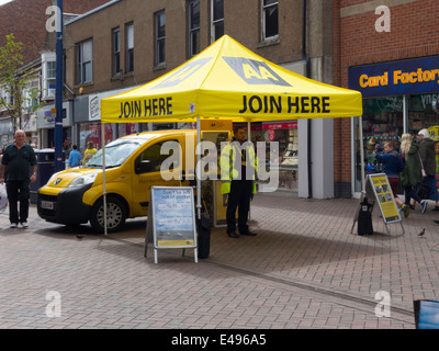 Automobilclub Einstellung Display in eine Hauptstraße der Stadtzentrum Stockfoto