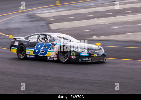 Tours, Frankreich. 6. Juli 2014. NASCAR Whelen Euroserie Rennen auf dem Speedway Tours, Tours, Frankreich. Bildnachweis: Julian Elliott/Alamy Live-Nachrichten Stockfoto