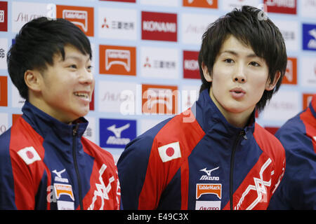 (L-R) Shogo Nonomura, Ryohei Kato (JPN), 6. Juli 2014 - Kunstturnen: Der 68. All Japan künstlerische Gymnastik Apparat Championship, Siegerehrung in Chiba Port Arena, Chiba, Japan. (Foto von Yusuke Nakanishi/AFLO SPORT) Stockfoto