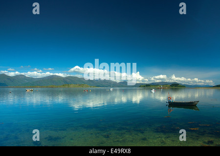 Loch Linnhe und Ardgour aus Port Appin, Argyll & Bute Stockfoto