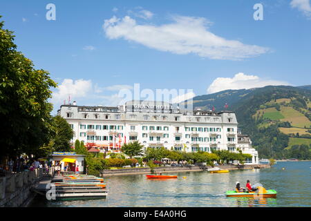 Grand Hotel am Zeller See bin siehe, Pinzgau, Salzkammergut, Österreich, Europa Stockfoto