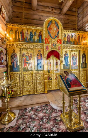 Innenraum der Dreifaltigkeitskirche in Belingshausen Russisch Research Station, Antarktis, King George Island, Süd-Shetland-Inseln Stockfoto