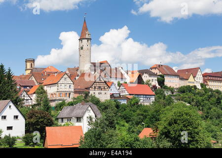 Stadtturm Turm und Fachwerkhäusern, Kirchberg ein der Jagst, Region Hohenlohe, Baden-Württemberg, Deutschland, Europa Stockfoto