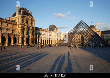 Das Louvre-Museum, Paris, Frankreich, Europa Stockfoto