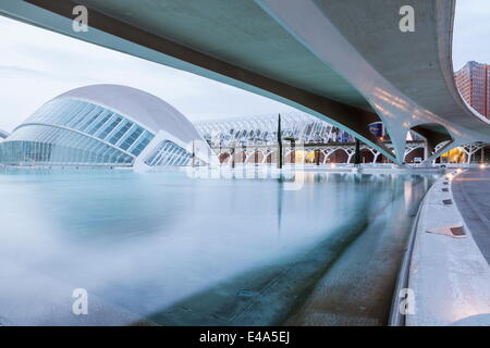 Die Hemsiferic in der Stadt der Künste und Wissenschaften (Ciudad de Las Artes y Las Ciencias) in Valencia, Spanien, Europa Stockfoto