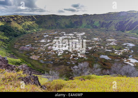 Orongo Crater, Rano Kau, Nationalpark Rapa Nui, UNESCO, Ostern Insel (Isla de Pascua), Chile Stockfoto