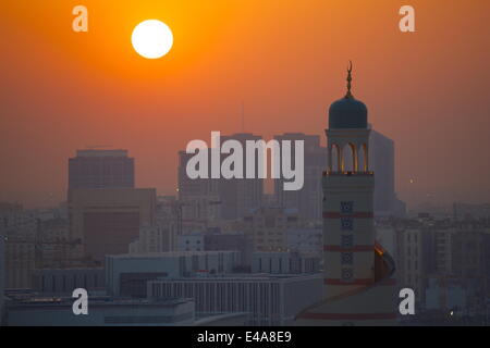 Kassem Darwish Fakhroo Islamisches Kulturzentrum bei Sonnenuntergang, Doha, Katar, Middle East Stockfoto