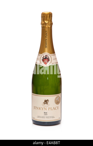 Flasche Jenkyn Ort 2009, englischen Sekt oder Champagner isoliert auf einem weißen Studio-Hintergrund Stockfoto