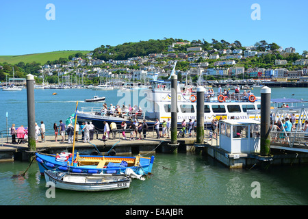 Fluss-Ausflugsboot, Dartmouth Harbour, Dartmouth, Devon, England, Großbritannien Stockfoto