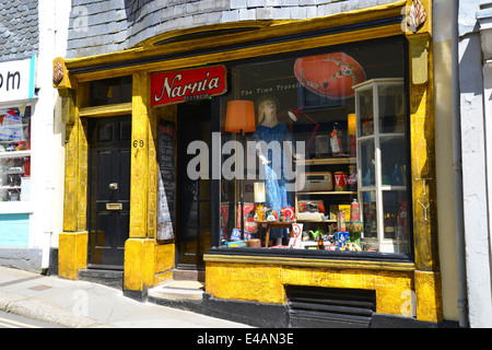 Narnia Totnes Zeitreisende Shop, Vorderstraße, Totnes, South Schinken District, Devon, England, Vereinigtes Königreich Stockfoto