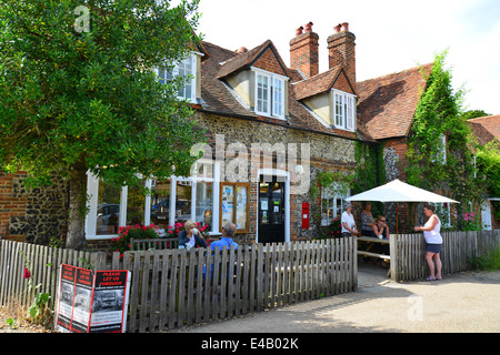 Hambleden Dorfladen (alte Post), Pheasant Hill Frieth, Hambleden, Buckinghamshire, England, Vereinigtes Königreich Stockfoto