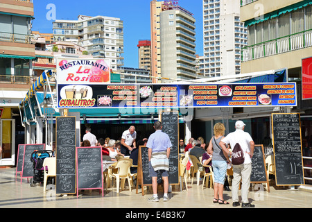 Restaurant La Rosita direkt an Strandpromenade, Playa de Levante, Benidorm, Costa Blanca, Provinz Alicante, Königreich Spanien Stockfoto