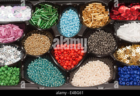 Farbe Perlen in form Stockfoto